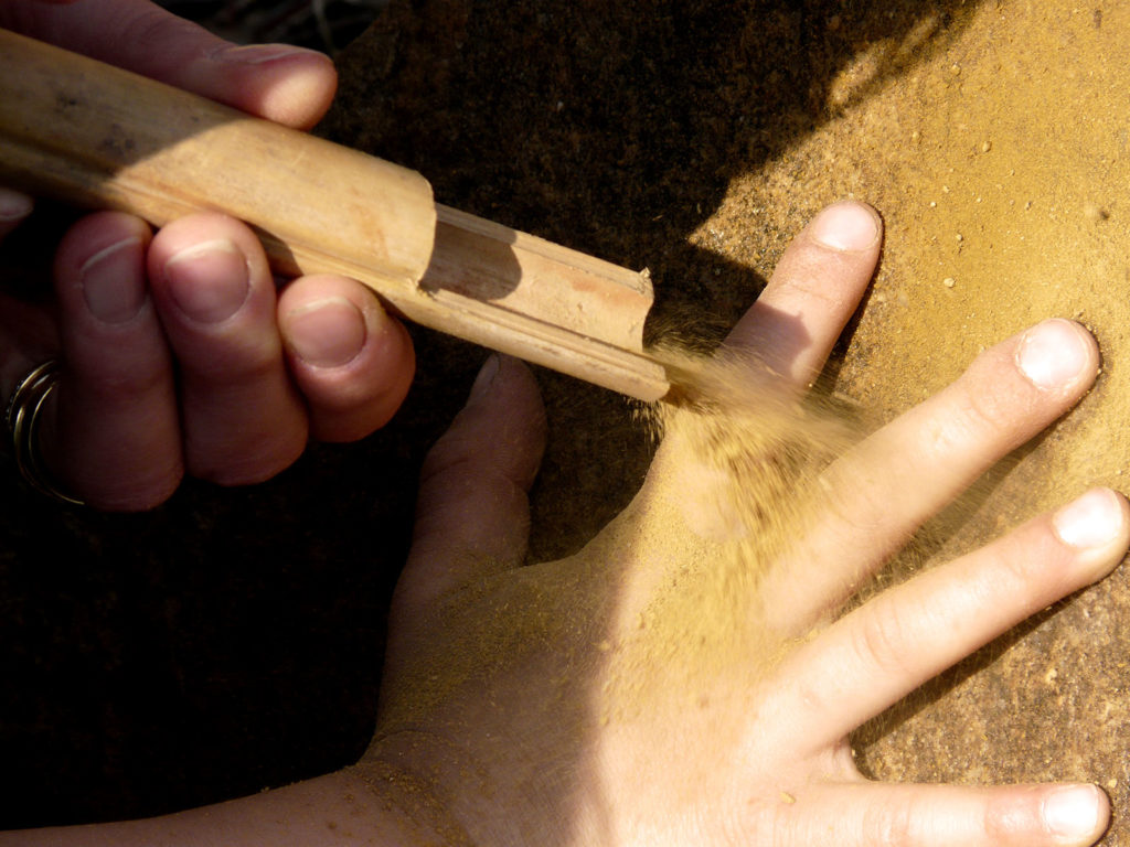 Procédé de soufflage avec de l'ocre
